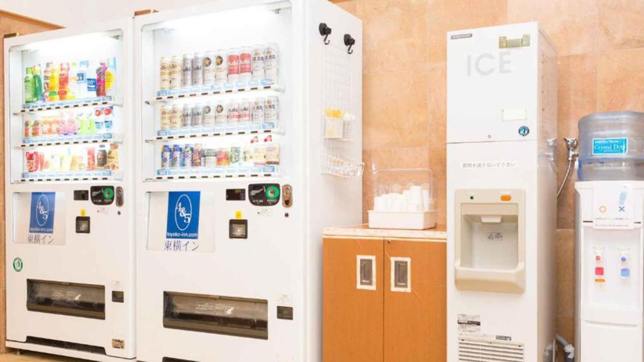 Toyoko Inn Okayama-eki Nishi-guchi Migi Eksteriør billede