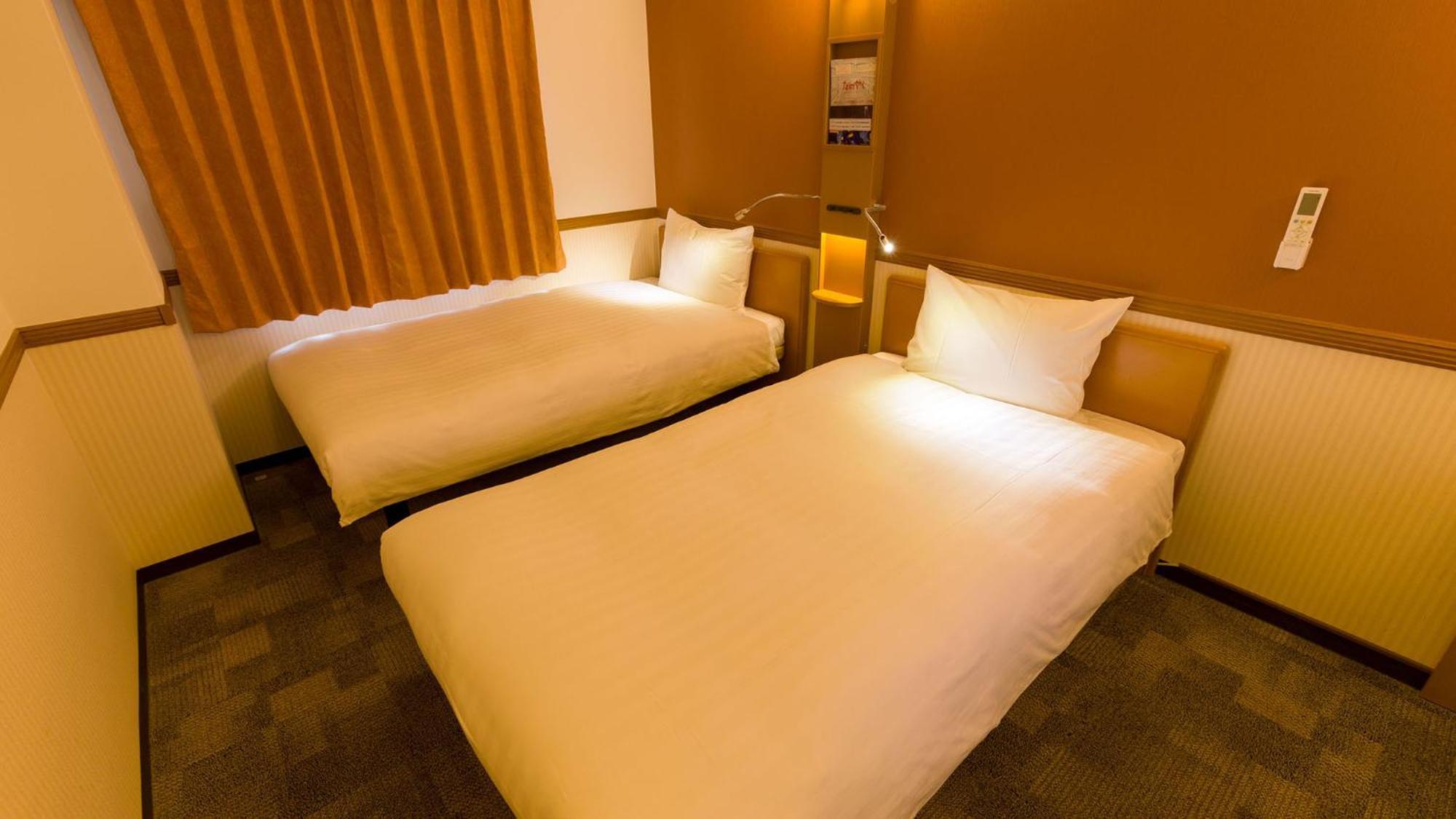 Toyoko Inn Okayama-eki Nishi-guchi Migi Værelse billede